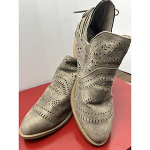 Womans Very G Gray Faux Suede perforated ankle boots bow back zip Sz 6.5‎